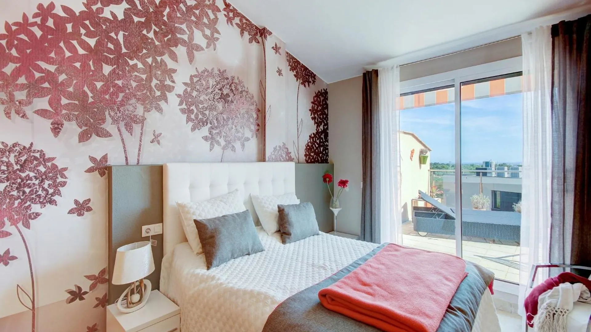 Duplex Apartment In Palau-Saverdera  Palau Saverdera